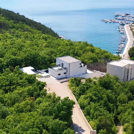 Luxury Cloer, - Sauna,steam Room, 2 Jacuzzis Вилла