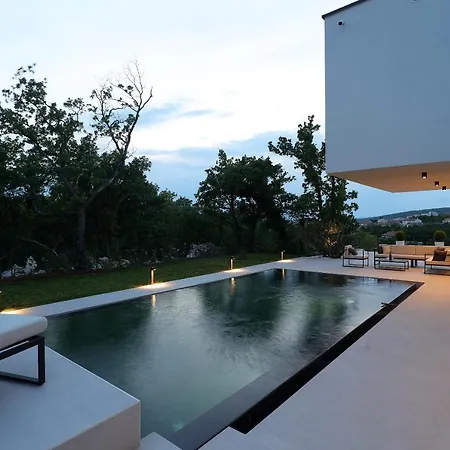 Luxury Cloer, - Sauna,steam Room, 2 Jacuzzis Villa *