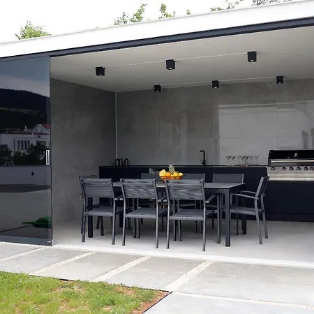 Villa Luxury Cloer, - Sauna,steam Room, 2 Jacuzzis