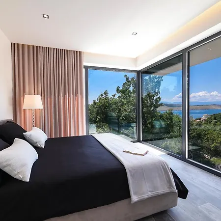 Luxury Cloer, - Sauna,steam Room, 2 Jacuzzis Villa