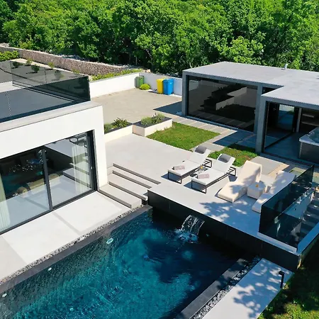 Villa Luxury Cloer, - Sauna,steam Room, 2 Jacuzzis *